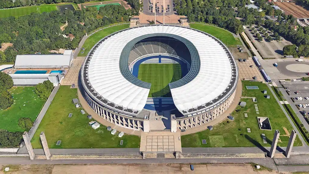 Stades de football Berlin Stade olympique de Berlin 74.475 places 1936