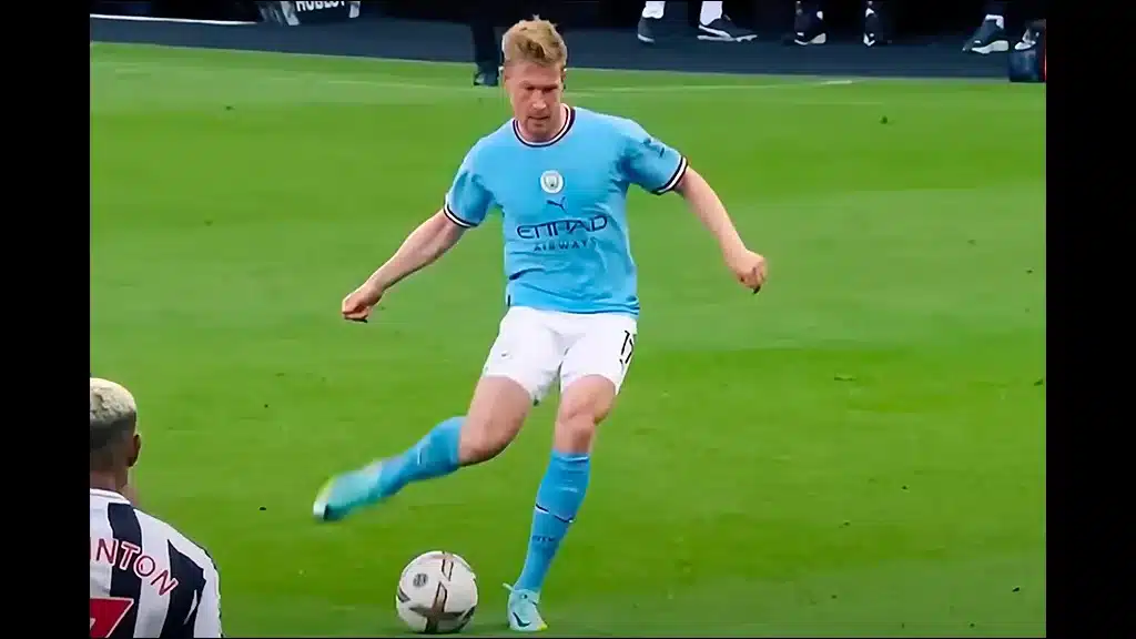 Kevin De Bruyne Le Rôle du Milieu Axial